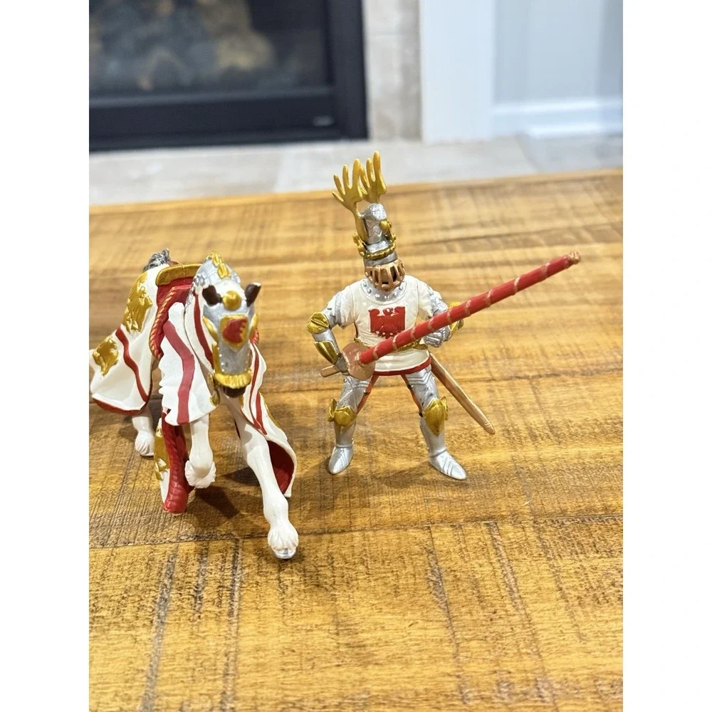 Papo Knight Percival Horse & Knight Figure Preowned